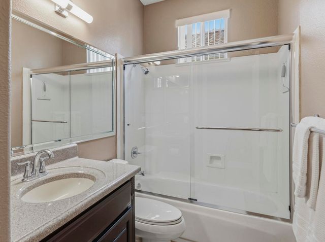 42677 Turqueries Avenue, Palm Desert, CA 92211
