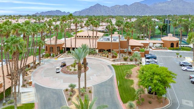 42677 Turqueries Avenue, Palm Desert, CA 92211