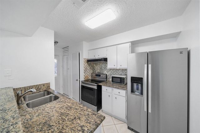 9436 Neuens Road 9436, Houston, TX 77080