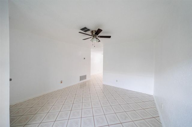 9436 Neuens Road 9436, Houston, TX 77080