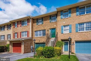1323 LINDSAY LN, Hagerstown, MD 21742
