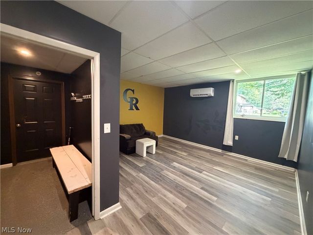 1950 Woodland Drive, Columbiana, OH 44408