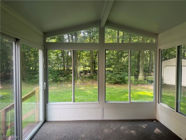 1950 Woodland Drive, Columbiana, OH 44408