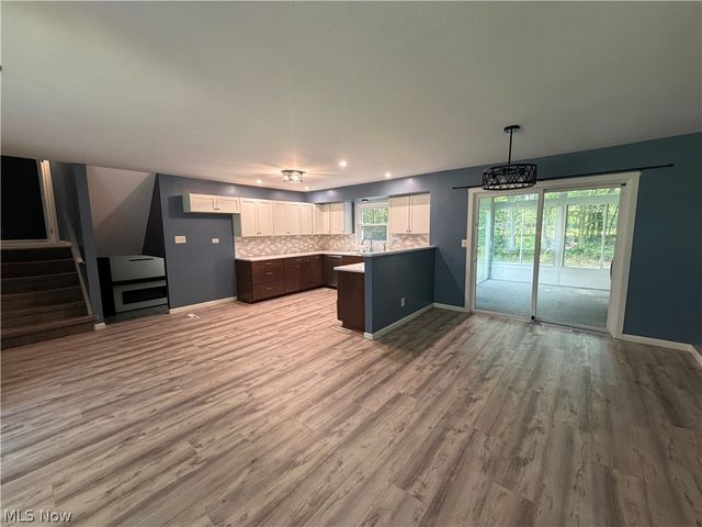 1950 Woodland Drive, Columbiana, OH 44408