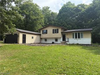 1950 Woodland Drive, Columbiana, OH 44408