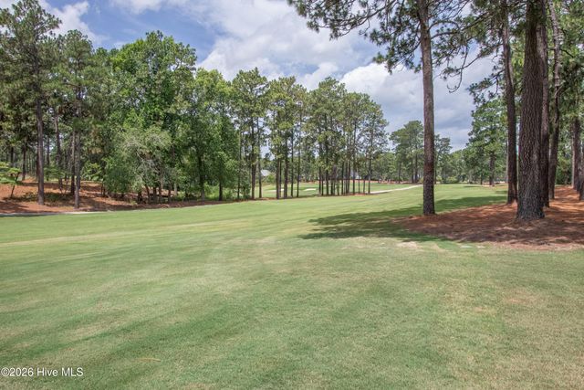 12 Fortrose Circle, Pinehurst, NC 28374