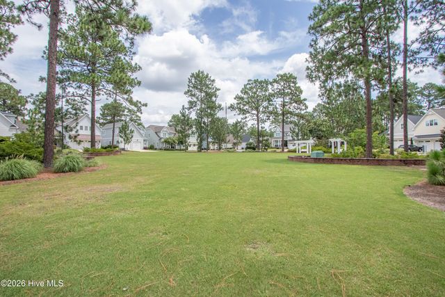 12 Fortrose Circle, Pinehurst, NC 28374