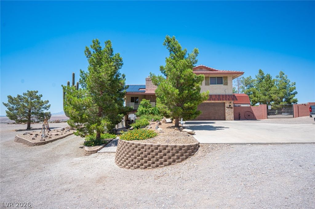 Image 38 of property listing at Address unavailable.