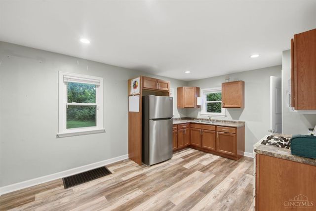 6924 Gloria Drive, North College Hill, OH 45239