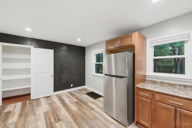 6924 Gloria Drive, North College Hill, OH 45239
