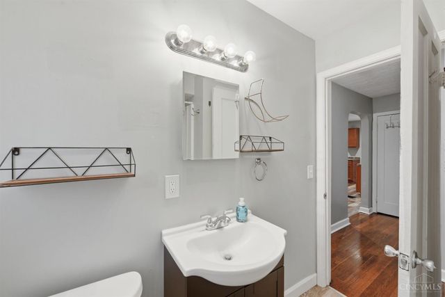 6924 Gloria Drive, North College Hill, OH 45239