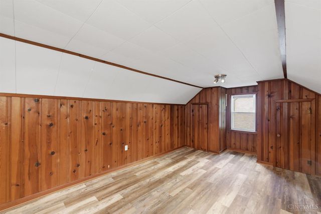 6924 Gloria Drive, North College Hill, OH 45239