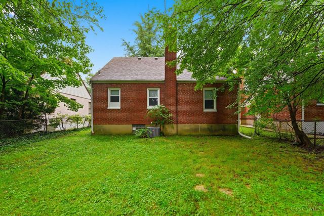 6924 Gloria Drive, North College Hill, OH 45239