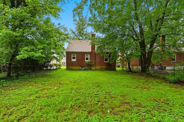 6924 Gloria Drive, North College Hill, OH 45239