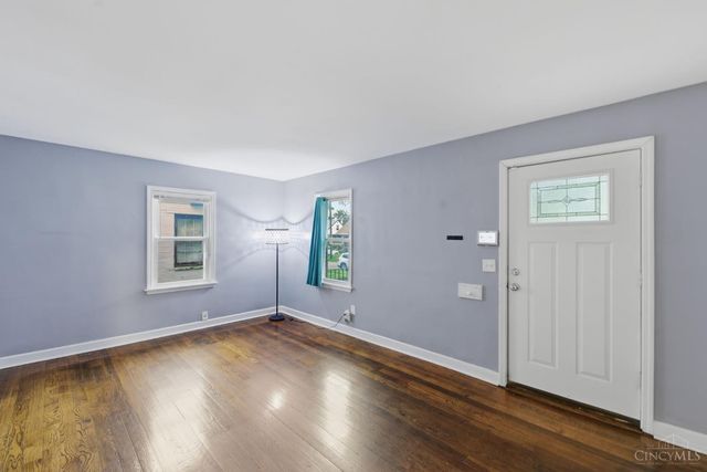 6924 Gloria Drive, North College Hill, OH 45239