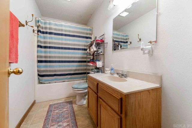 30 JACKSON Ridge, Higden, AR 72067