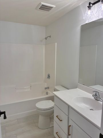 911 3rd Street, Wanamingo, MN 55983