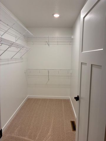 911 3rd Street, Wanamingo, MN 55983