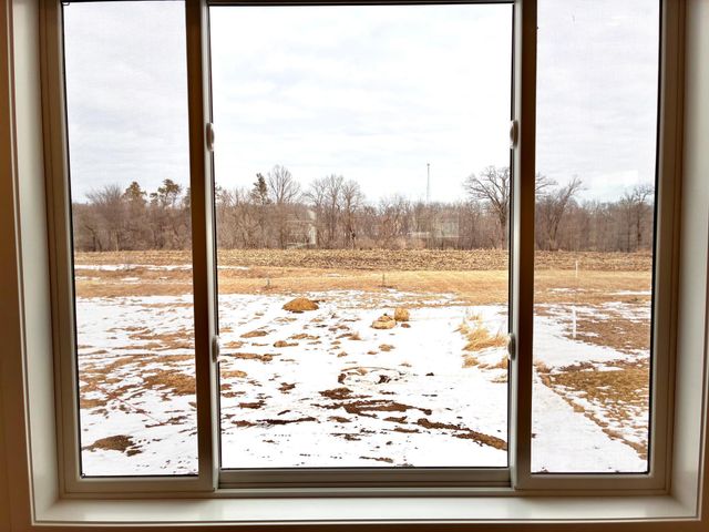 911 3rd Street, Wanamingo, MN 55983