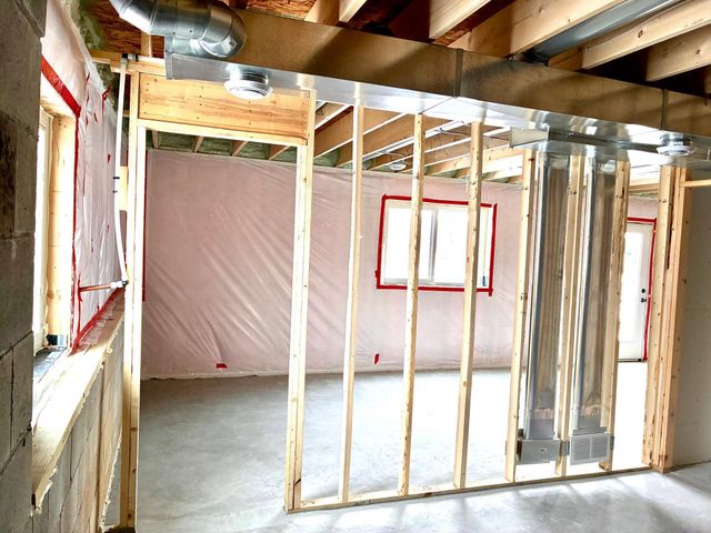 911 3rd Street, Wanamingo, MN 55983