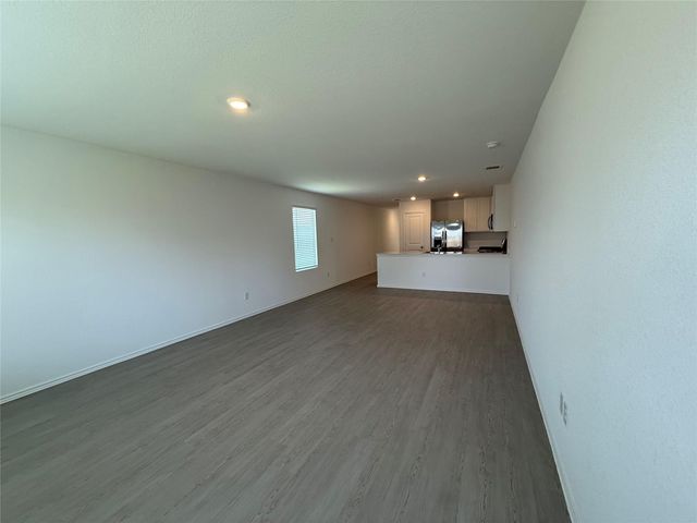165 Kyanite DR, Maxwell, TX 78656
