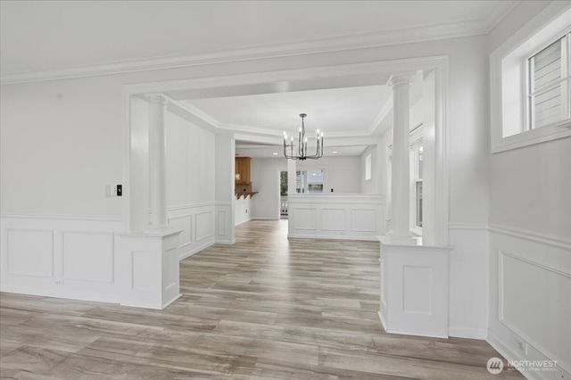 10217 SE 237th St, Kent, WA 98031