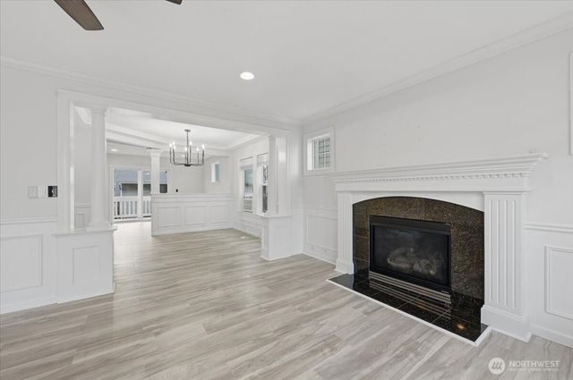 10217 SE 237th St, Kent, WA 98031