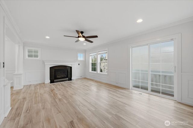 10217 SE 237th St, Kent, WA 98031