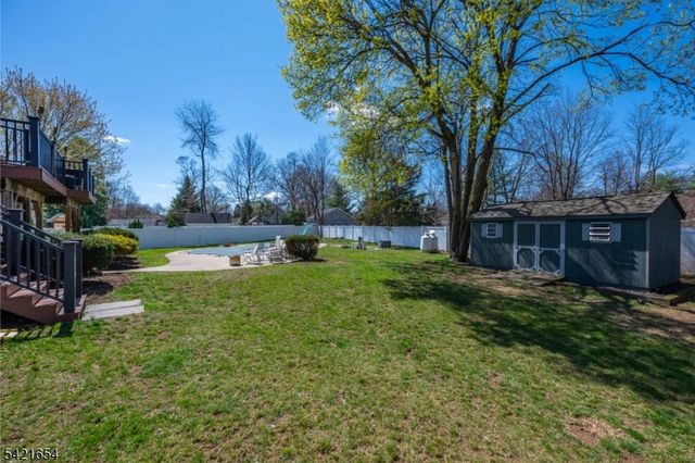 5 Abbey Ln, Pequannock Twp., NJ 07444