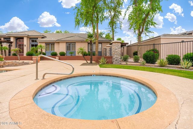 5345 E VAN BUREN Street 364, Phoenix, AZ 85008
