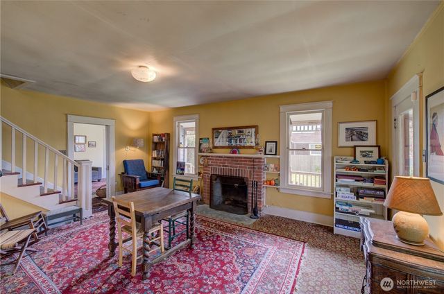 209 3rd Street SE, Long Beach, WA 98631