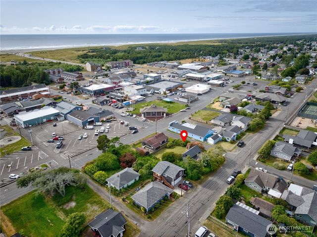 209 3rd Street SE, Long Beach, WA 98631