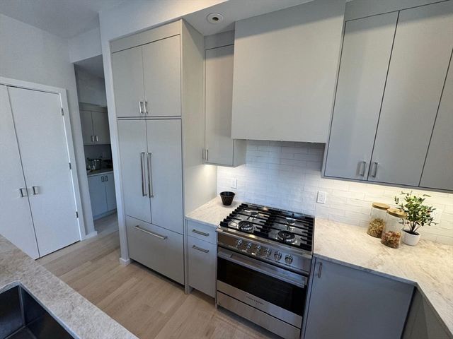 6 Valentine St 6, Cambridge, MA 02139