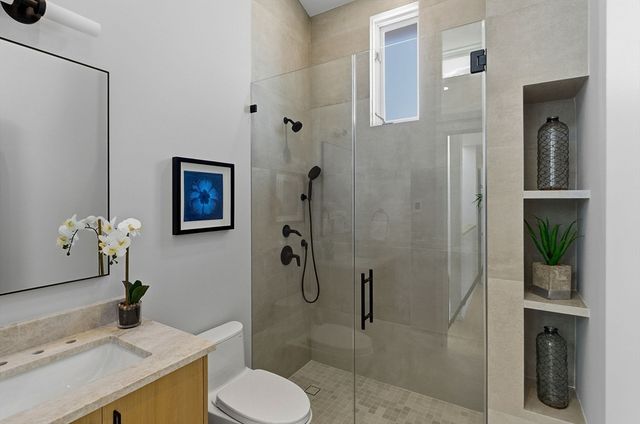 6 Valentine St 6, Cambridge, MA 02139