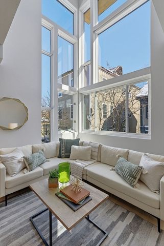 6 Valentine St 6, Cambridge, MA 02139