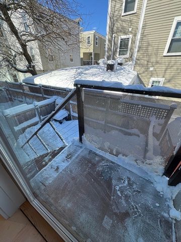 6 Valentine St 6, Cambridge, MA 02139