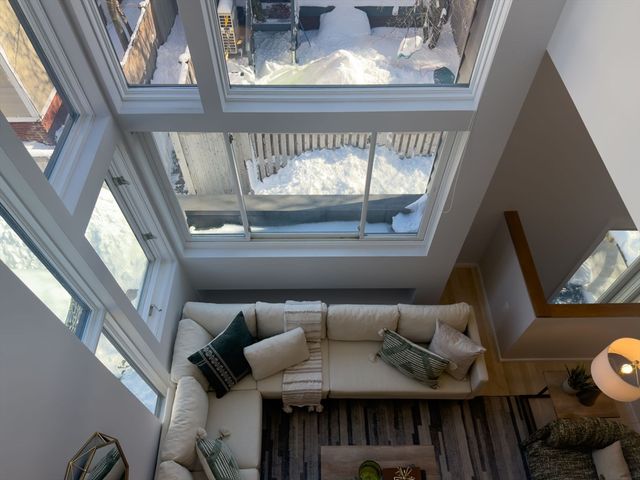 6 Valentine St 6, Cambridge, MA 02139