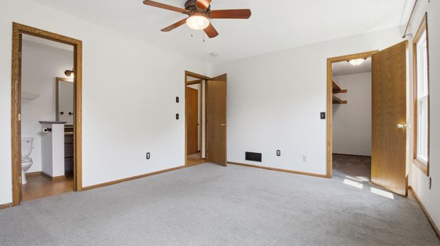 17604 Lorence Way, Eden Prairie, MN 55346