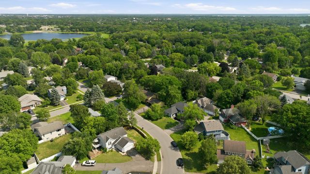 17604 Lorence Way, Eden Prairie, MN 55346