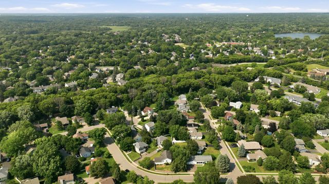 17604 Lorence Way, Eden Prairie, MN 55346