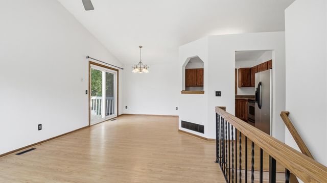 17604 Lorence Way, Eden Prairie, MN 55346