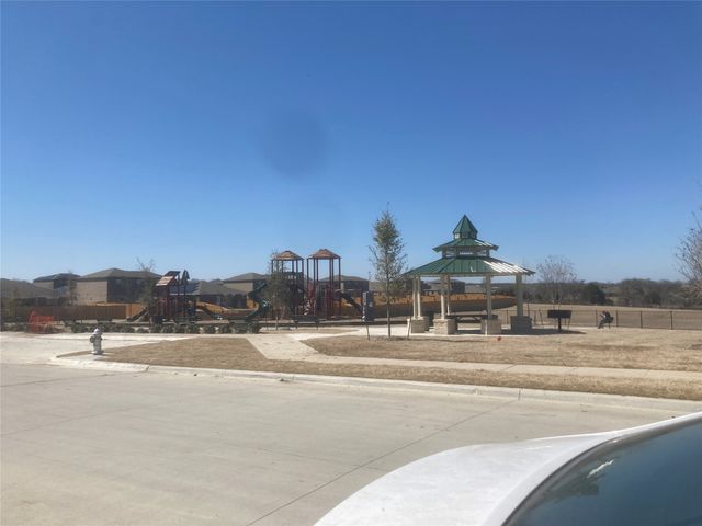 608 Fountain Drive, Seagoville, TX 75159