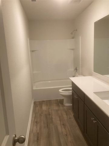 608 Fountain Drive, Seagoville, TX 75159