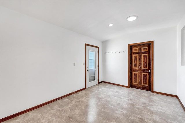 660 N NORTHVIEW ROAD, Green Bay, WI 54311