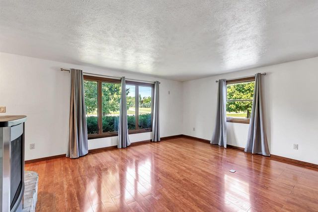 660 N NORTHVIEW ROAD, Green Bay, WI 54311