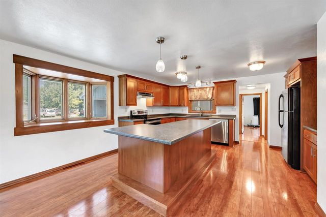 660 N NORTHVIEW ROAD, Green Bay, WI 54311