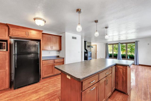 660 N NORTHVIEW ROAD, Green Bay, WI 54311
