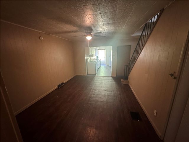 713 Freeport St B, East Deer, PA 15030