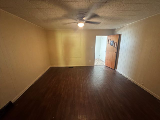 713 Freeport St B, East Deer, PA 15030