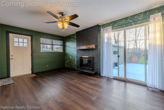 32653 Beacon Lane, Fraser, MI 48026